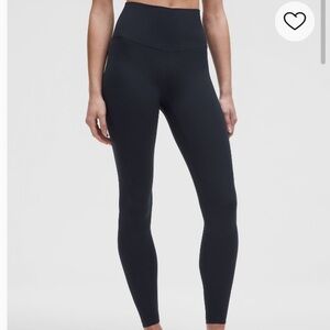 NWOT Lululemon Navy Align Leggings